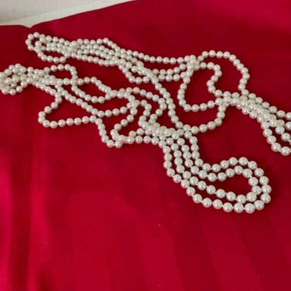 Quality Fashion 35 in White Good Pearl Bead Necklace -2 sets - Picture 5 of 7